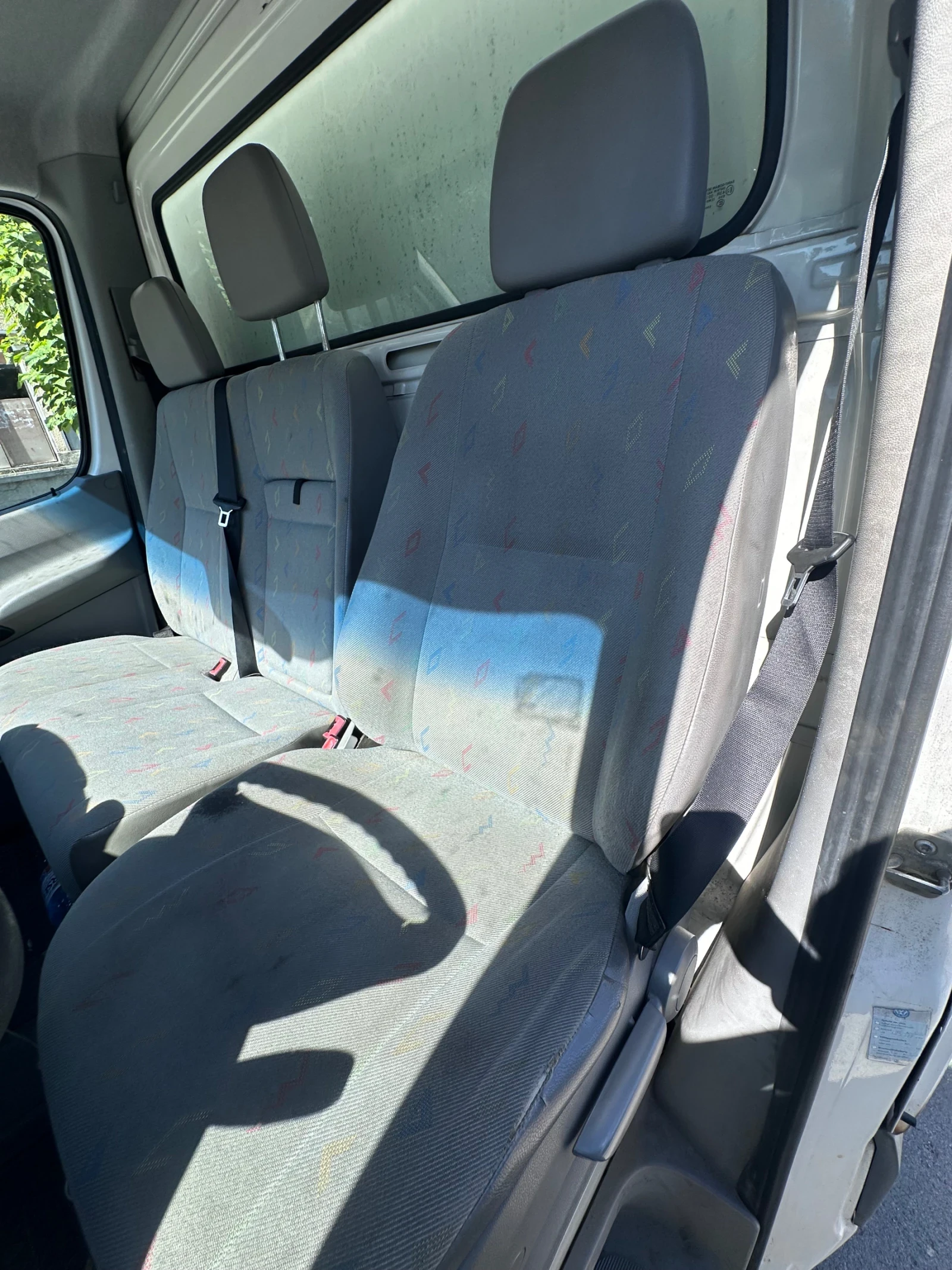 VW Crafter, снимка 8 - Бусове и автобуси - 56175749