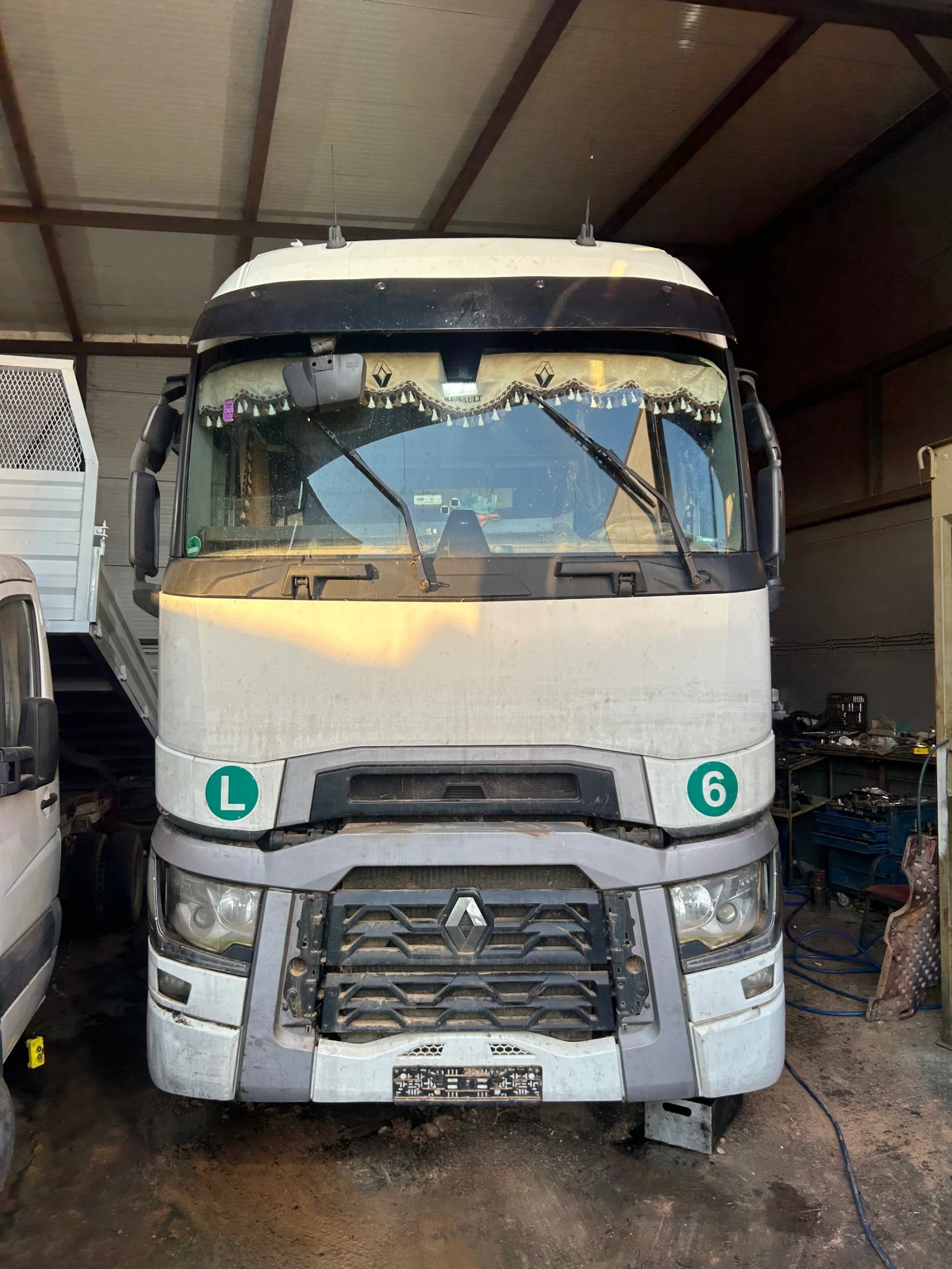 Renault T 520, снимка 1