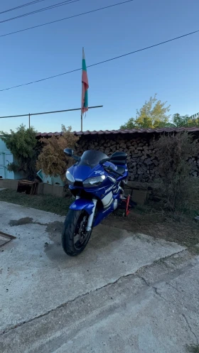  Yamaha YZF-R6