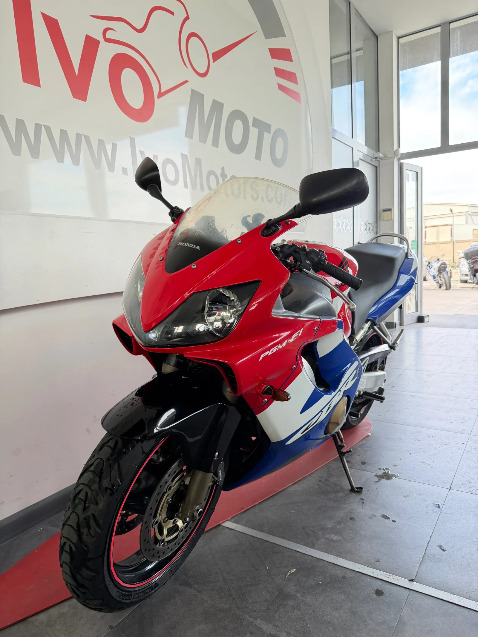 Honda Cbr 600 f4, снимка 2 - Мотоциклети и мототехника - 54192769