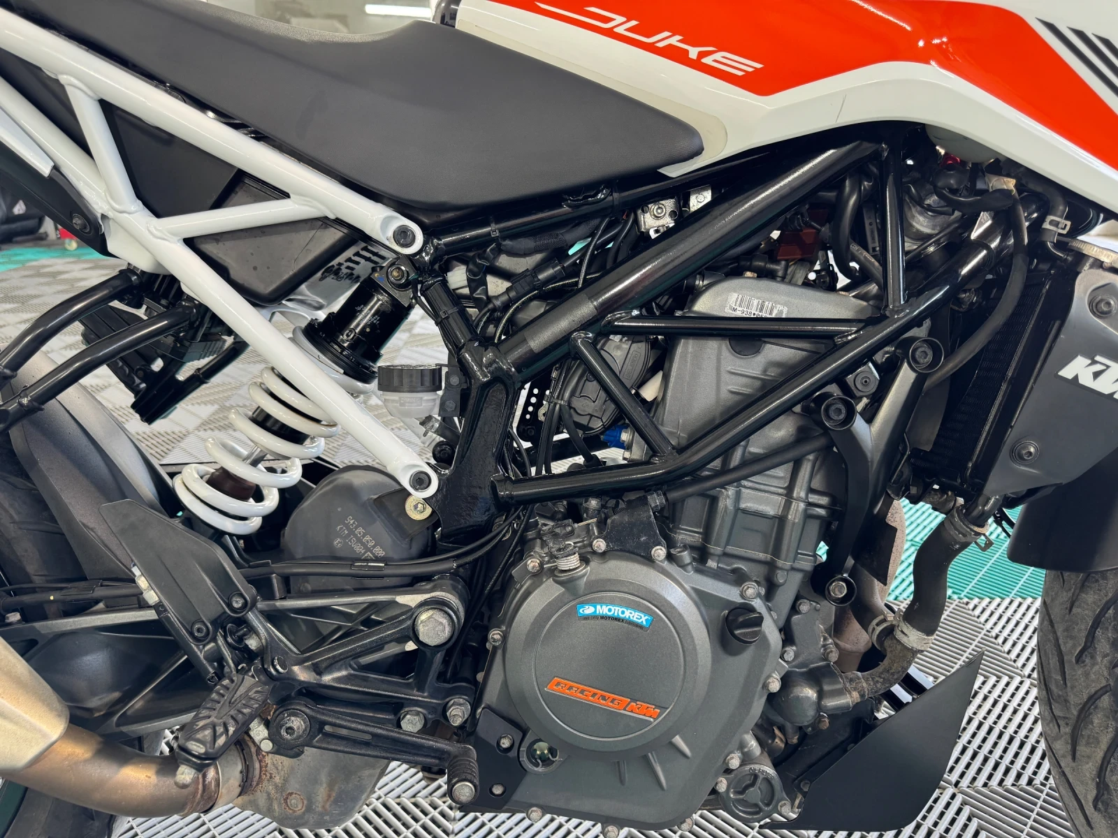 Ktm Duke Duke 390, снимка 7 - Мотоциклети и мототехника - 54592353
