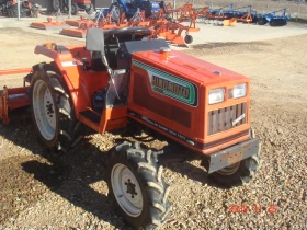 Трактор Kubota СКАЙТРАК, снимка 3