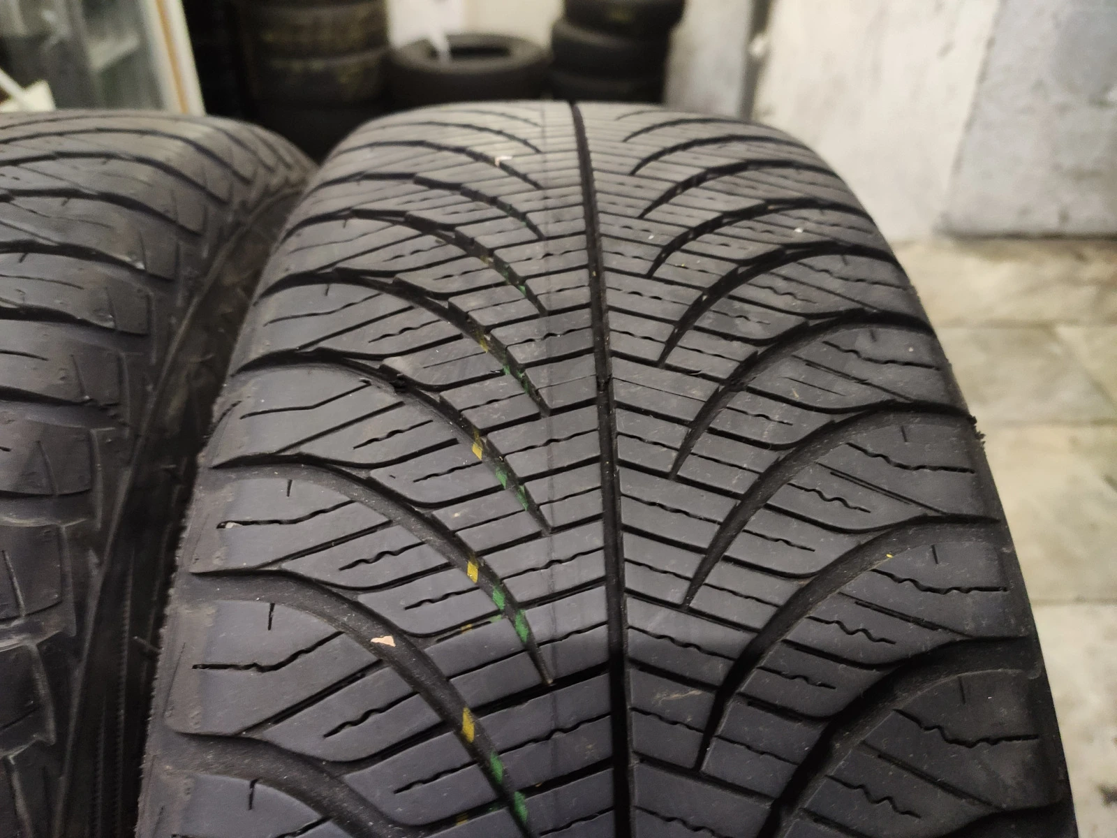  185/60R15 | Mobile.bg   4