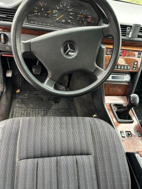 Mercedes-Benz 124, снимка 10