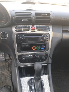 Mercedes-Benz C 220 Купе, снимка 14
