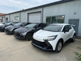 Toyota Yaris HYBRID 1.5 , снимка 14