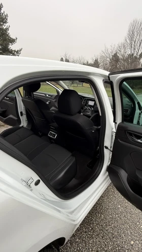 Renault Megane - 13500 € / 26403.70 лв. - 50736188 6