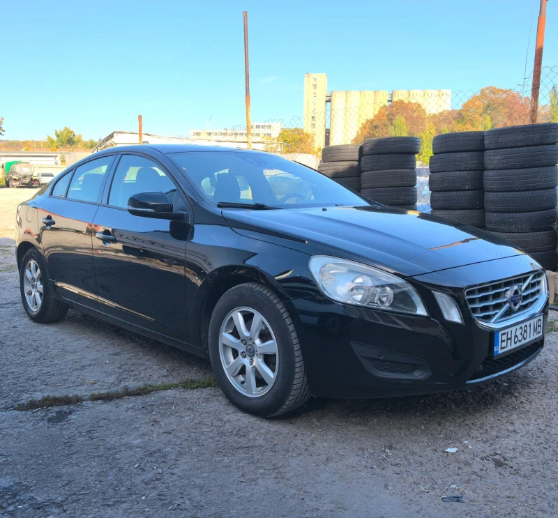 Volvo S60 S 60, снимка 1 - Автомобили и джипове - 47135555