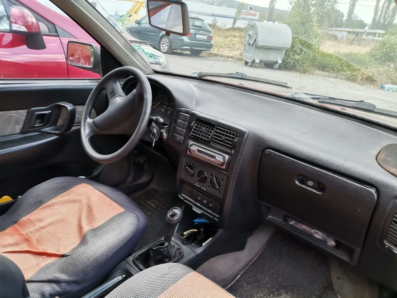 Seat Ibiza Бензин-газ , снимка 4 - Автомобили и джипове - 47473214