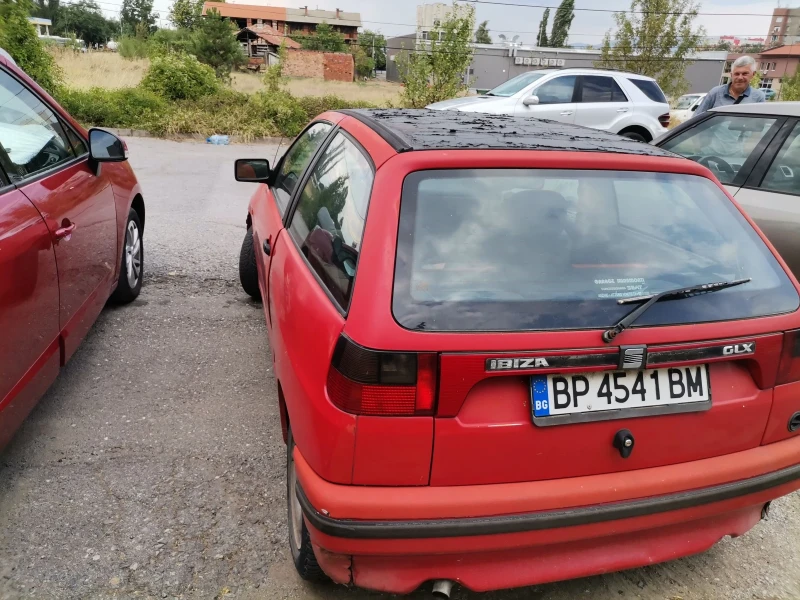 Seat Ibiza Бензин-газ , снимка 7 - Автомобили и джипове - 47473214