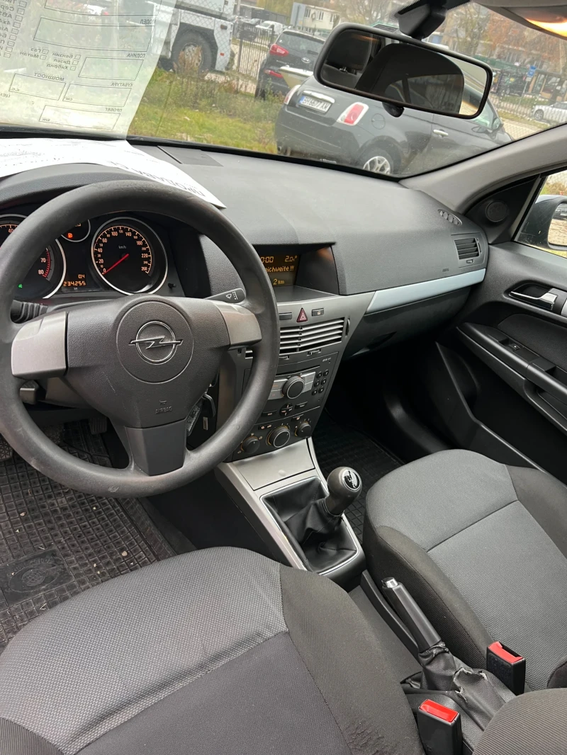 Opel Astra, снимка 4 - Автомобили и джипове - 48003718