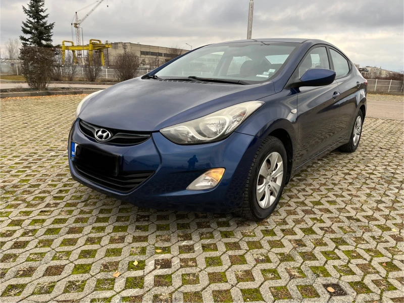 Hyundai Elantra, снимка 2 - Автомобили и джипове - 49208227