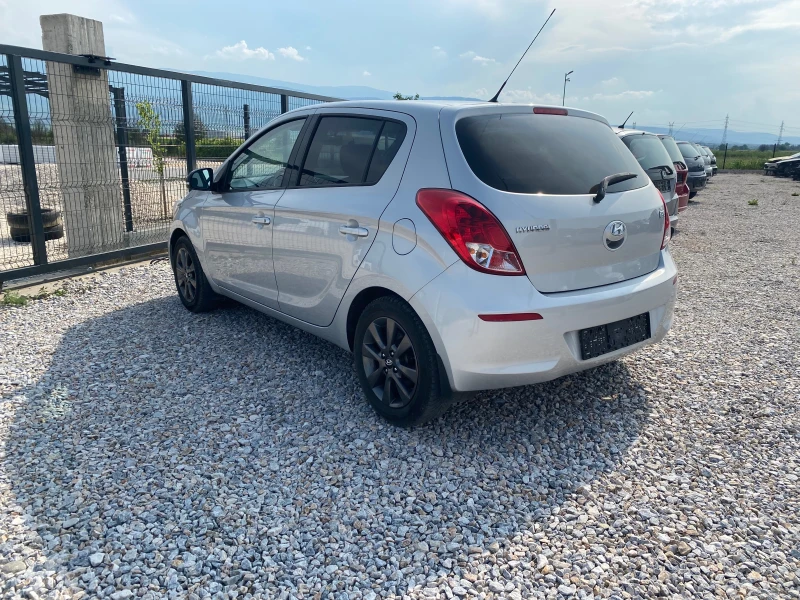 Hyundai I20 1.2, снимка 5 - Автомобили и джипове - 52635937