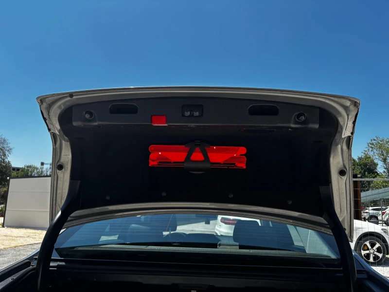 Mercedes-Benz E 350 Нов внос Германия, снимка 6 - Автомобили и джипове - 50845246