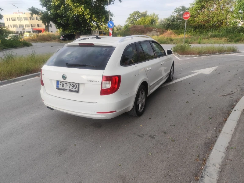Skoda Superb 2, 0 tdi, снимка 3 - Автомобили и джипове - 52367063