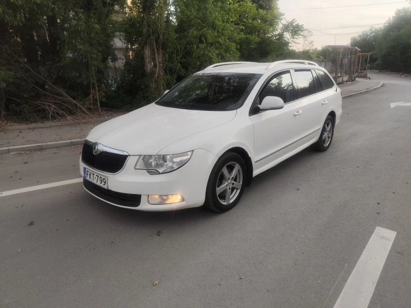 Skoda Superb 2, 0 tdi, снимка 4 - Автомобили и джипове - 52367063
