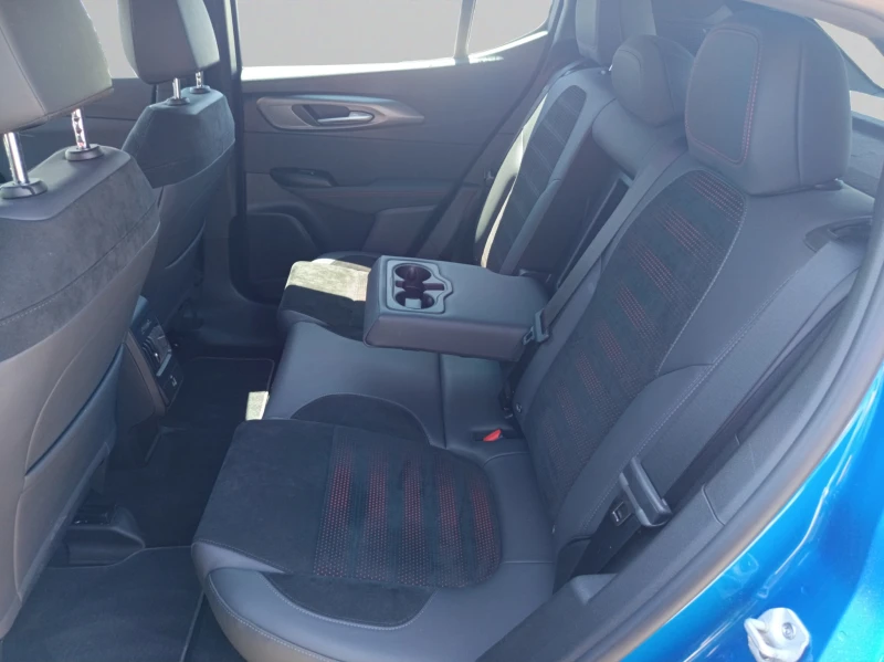 Alfa Romeo Tonale 1.5 e-Hybrid , снимка 14 - Автомобили и джипове - 51024600