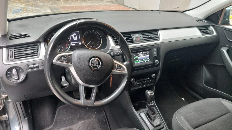 Skoda Rapid, снимка 7 - Автомобили и джипове - 52542652