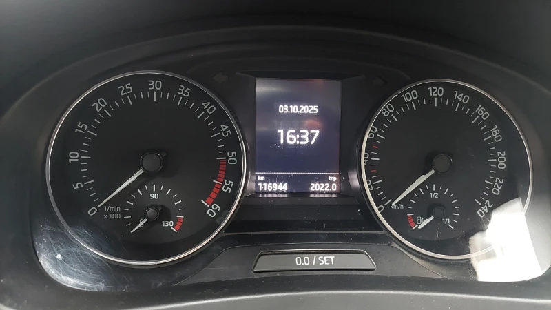 Skoda Rapid, снимка 11 - Автомобили и джипове - 52542652