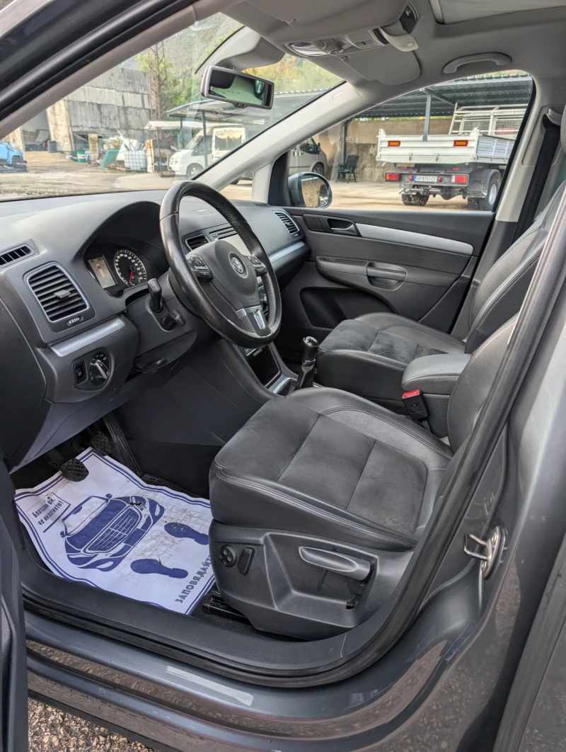 VW Sharan 2.0 TDI, снимка 9 - Автомобили и джипове - 51994173