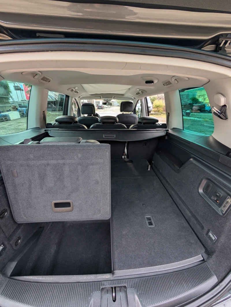 VW Sharan 2.0 TDI, снимка 13 - Автомобили и джипове - 51994173