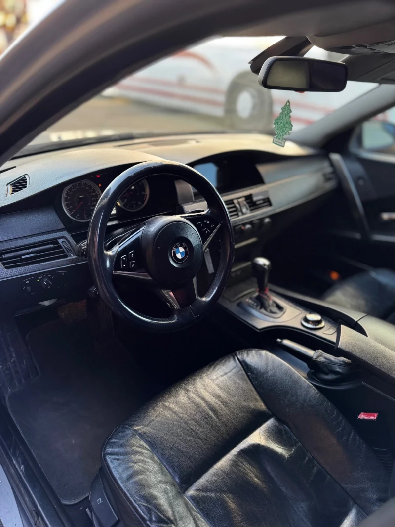 BMW 530, снимка 8 - Автомобили и джипове - 53157137