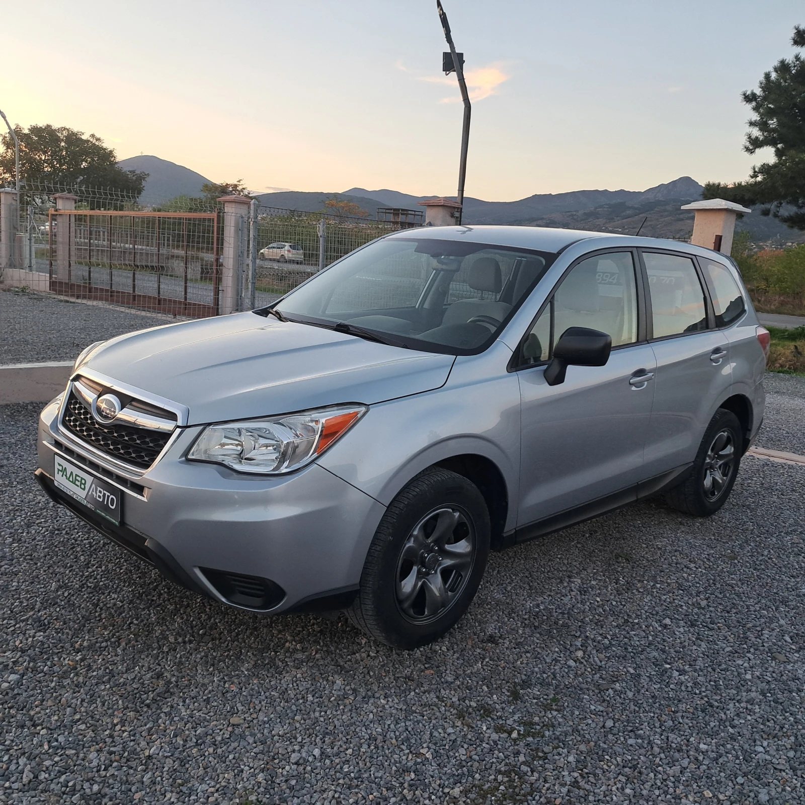 Subaru Forester 2.5 i* 170 к.с* AWD* AUTOMATIC - изображение 2