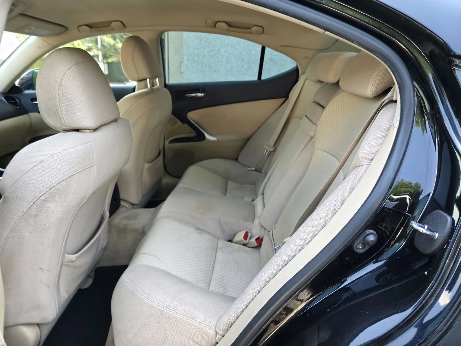 Lexus IS 220d  - изображение 10