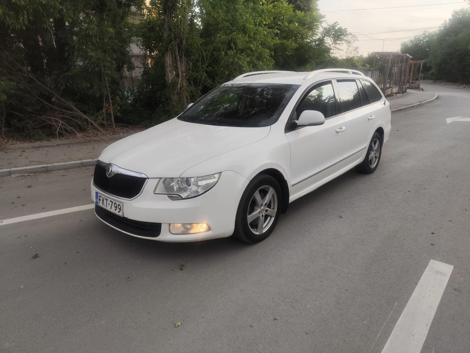 Skoda Superb 2, 0 tdi - изображение 4