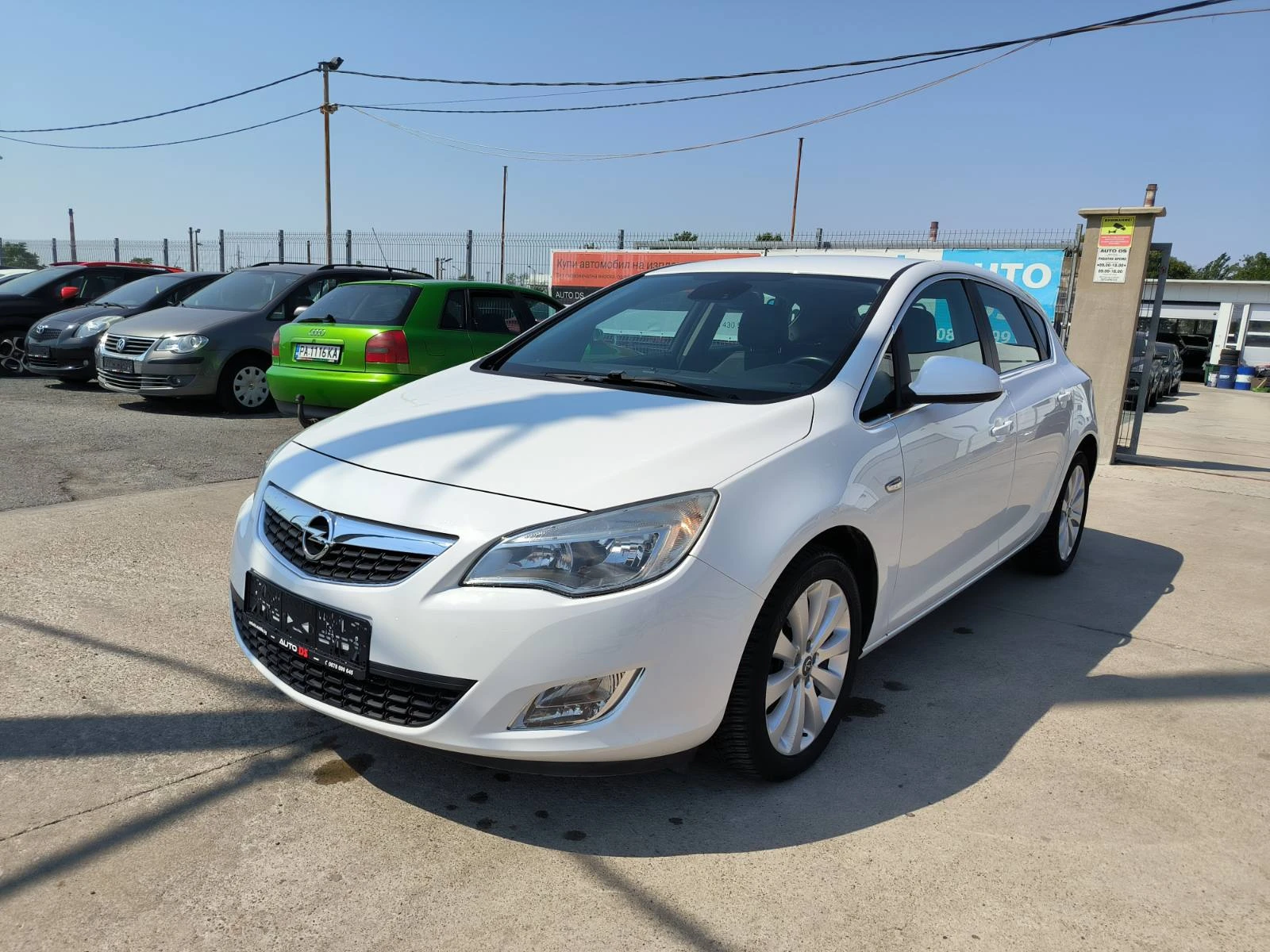Opel Astra 1.4i-6sk-Euro-5A - изображение 2
