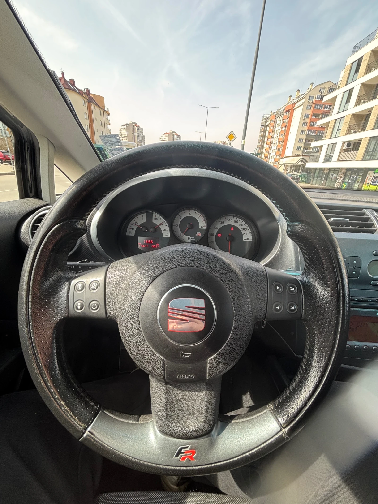 Seat Leon 2.0 tdi Fr - изображение 9