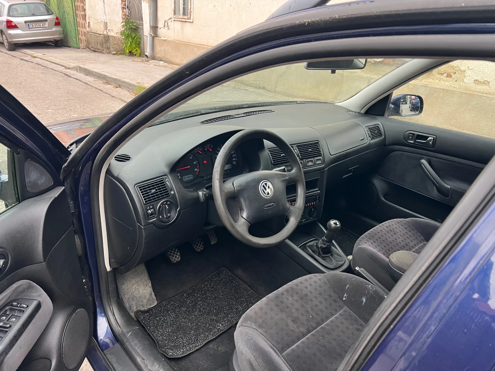 VW Golf 1, 6i 101  | Mobile.bg   7