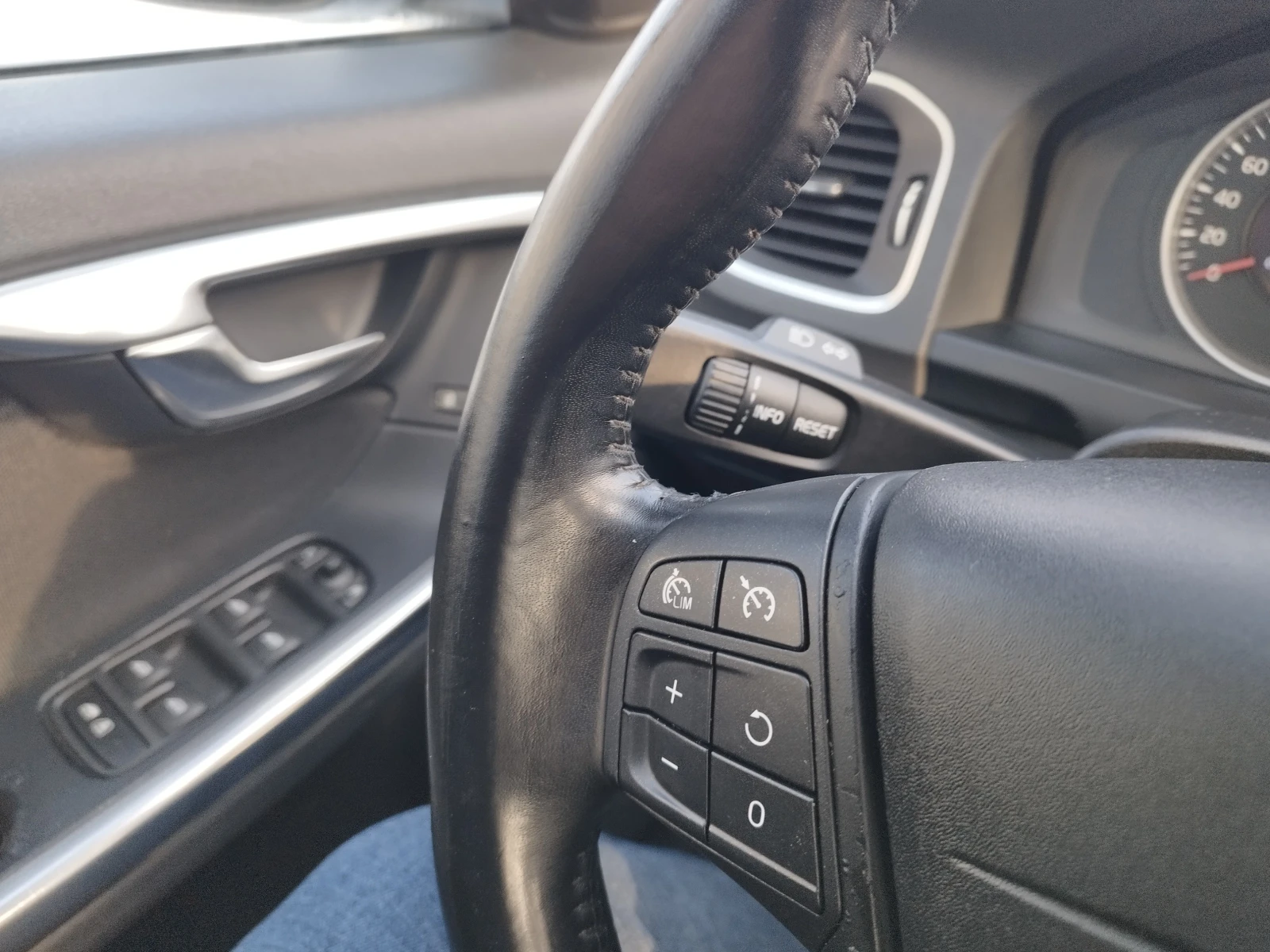 Volvo V60 2.0 163 kc | Mobile.bg � ����������� 14