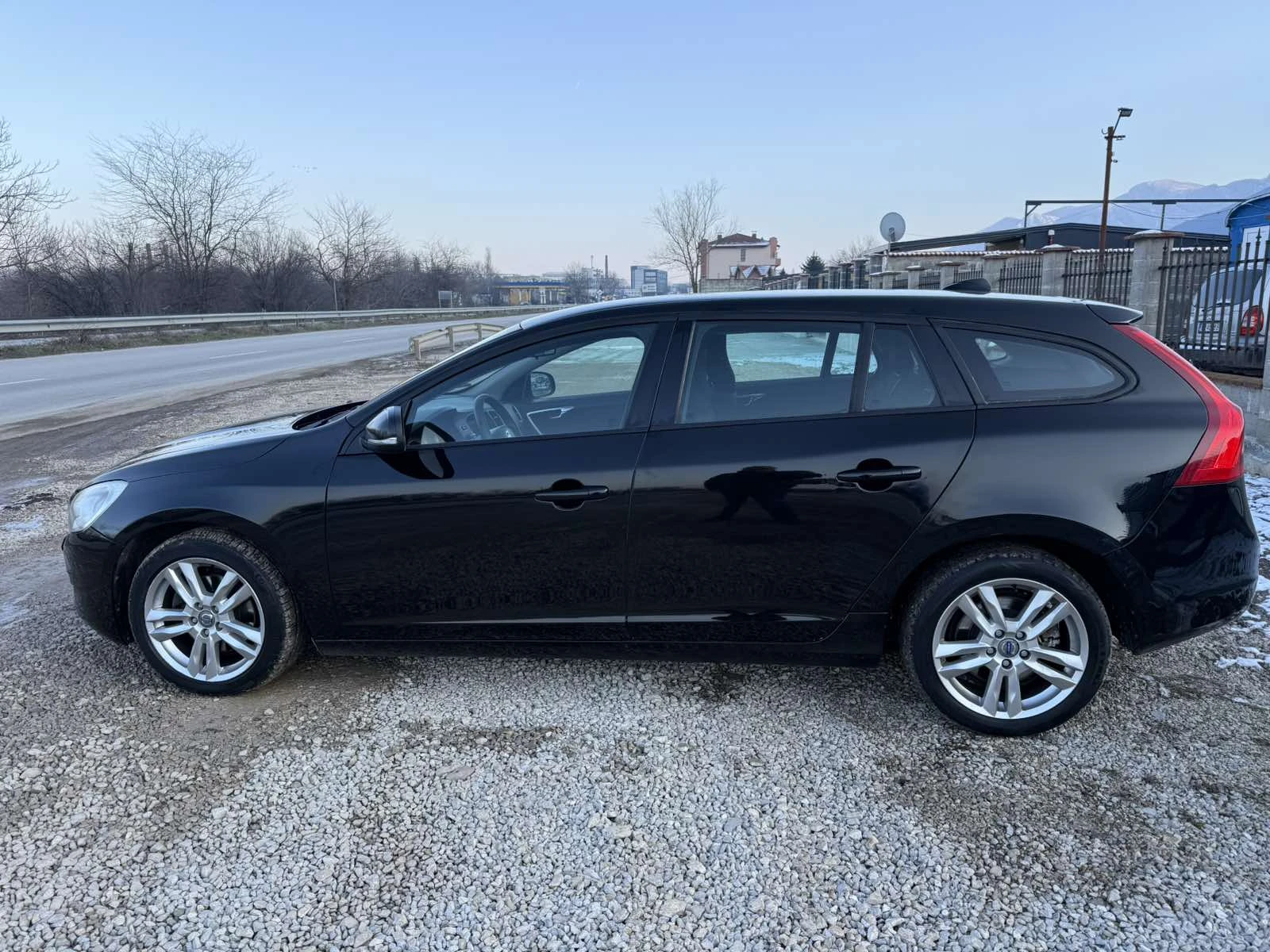 Volvo V60 2.0 163 kc - изображение 5