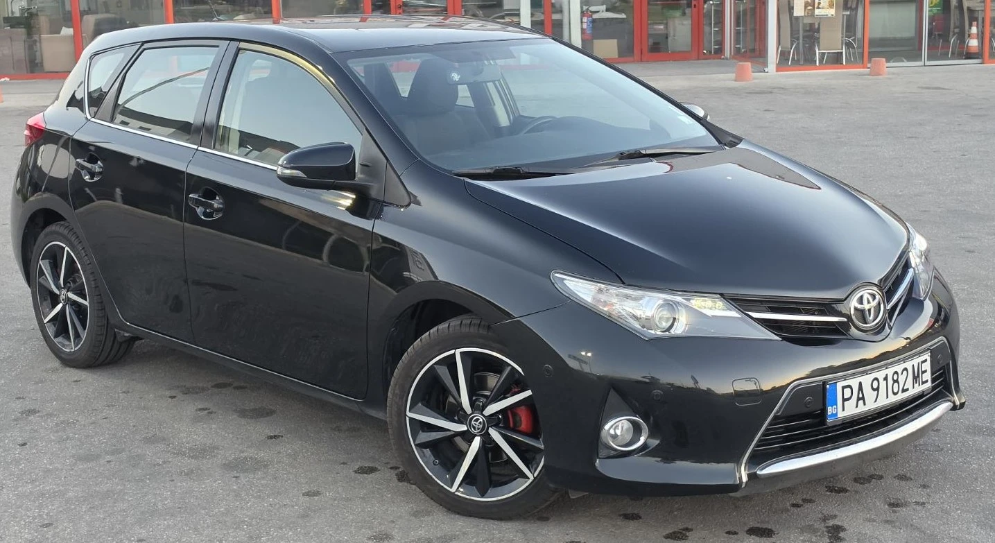 Toyota Auris 1.6 132кс бензин ГЕРМАНИЯ