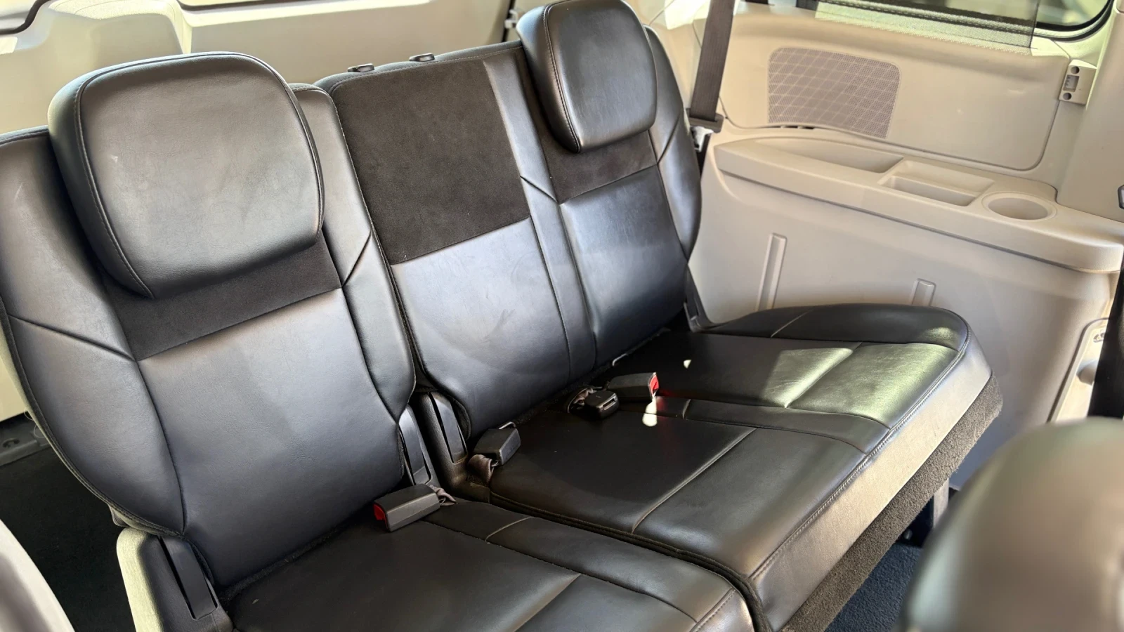 Chrysler Gr.voyager, снимка 11 - Автомобили и джипове - 53847223