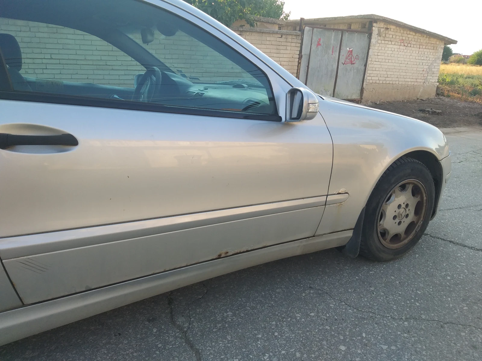 Mercedes-Benz C 220 Купе, снимка 7 - Автомобили и джипове - 54020442