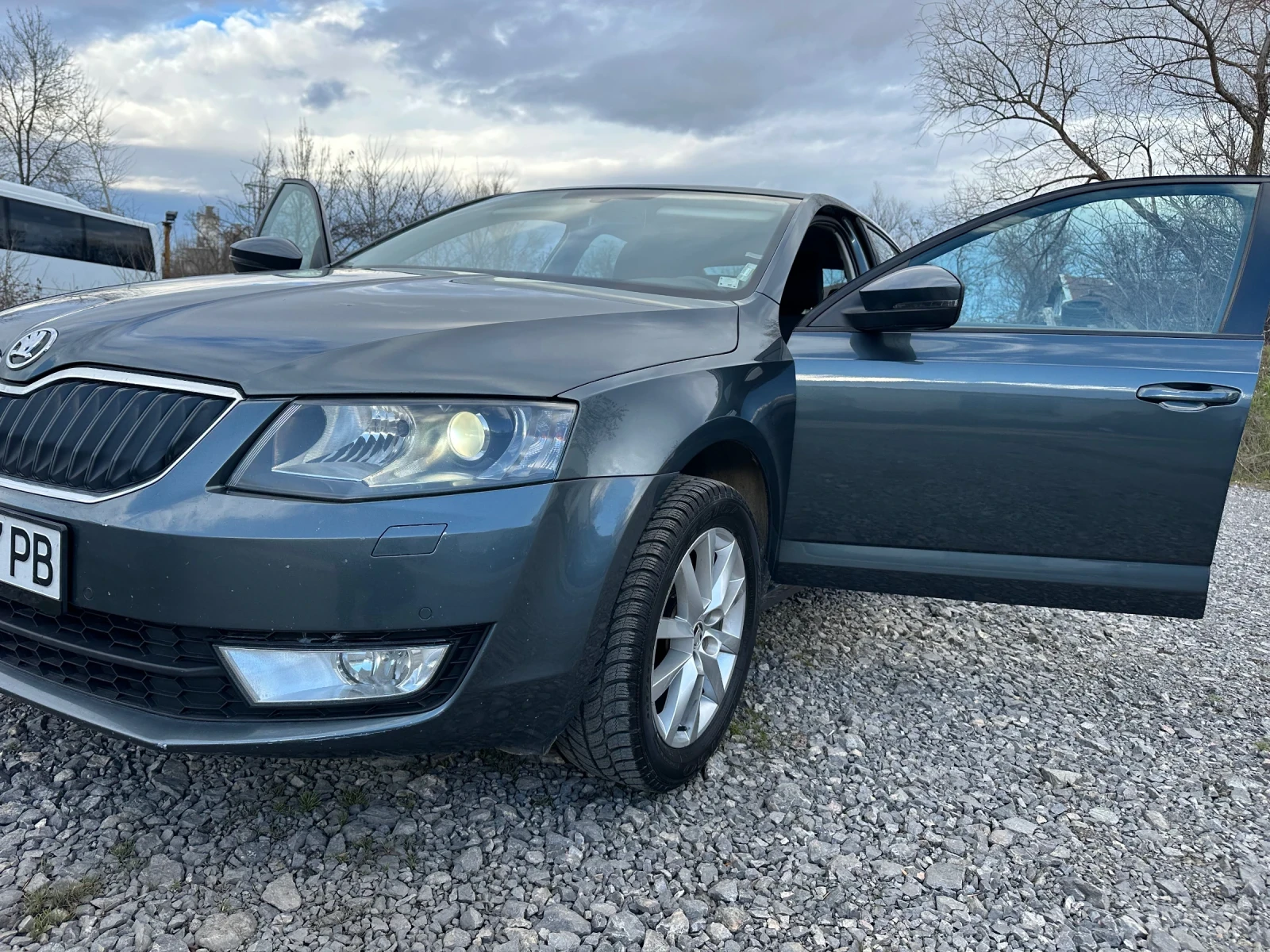 Skoda Octavia, снимка 8 - Автомобили и джипове - 54356124