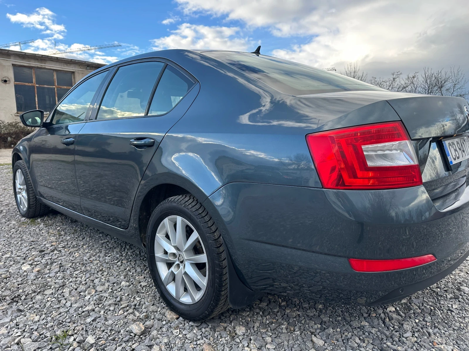 Skoda Octavia, снимка 5 - Автомобили и джипове - 54356124