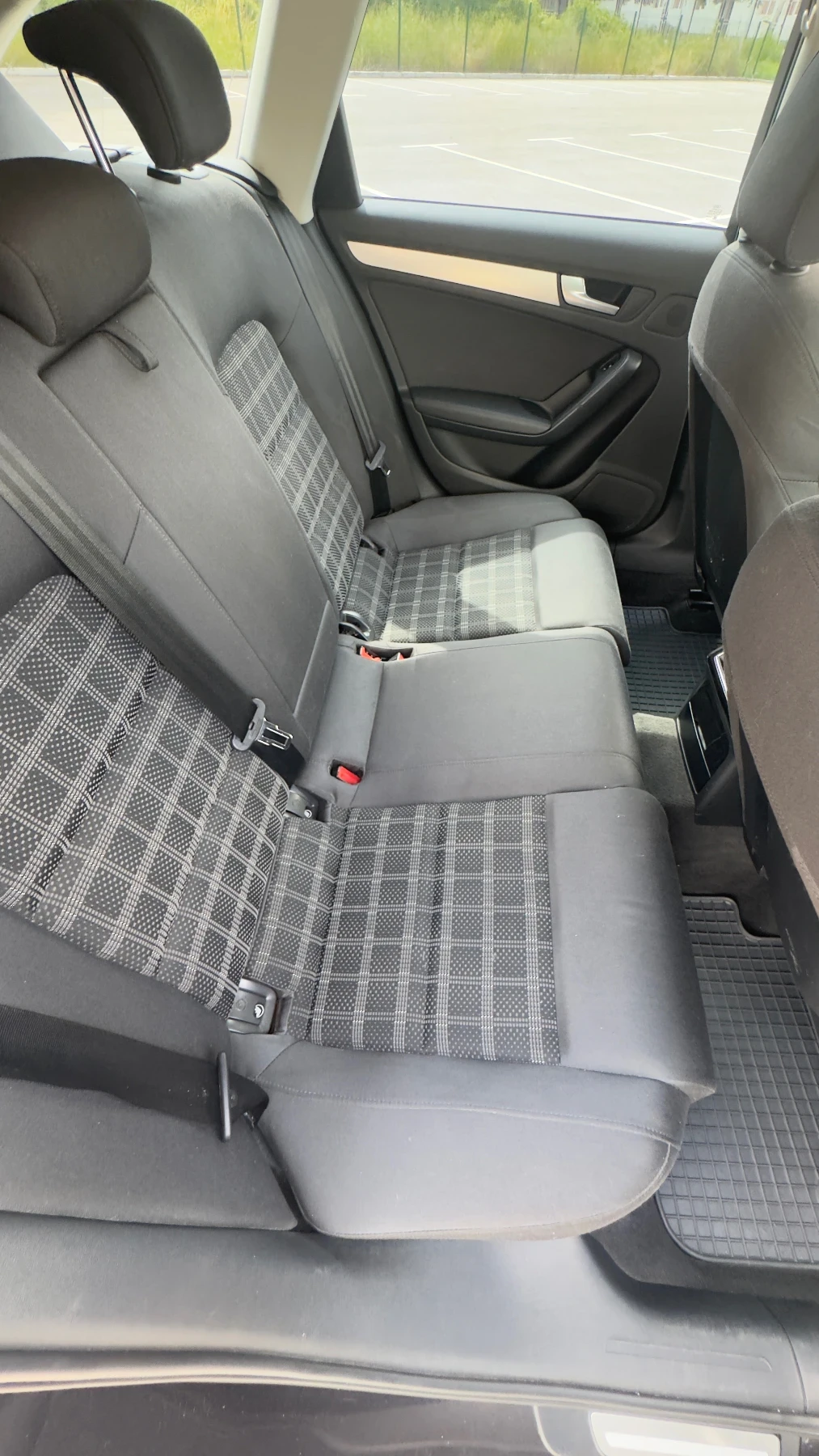 Audi A4, снимка 8 - Автомобили и джипове - 55000435