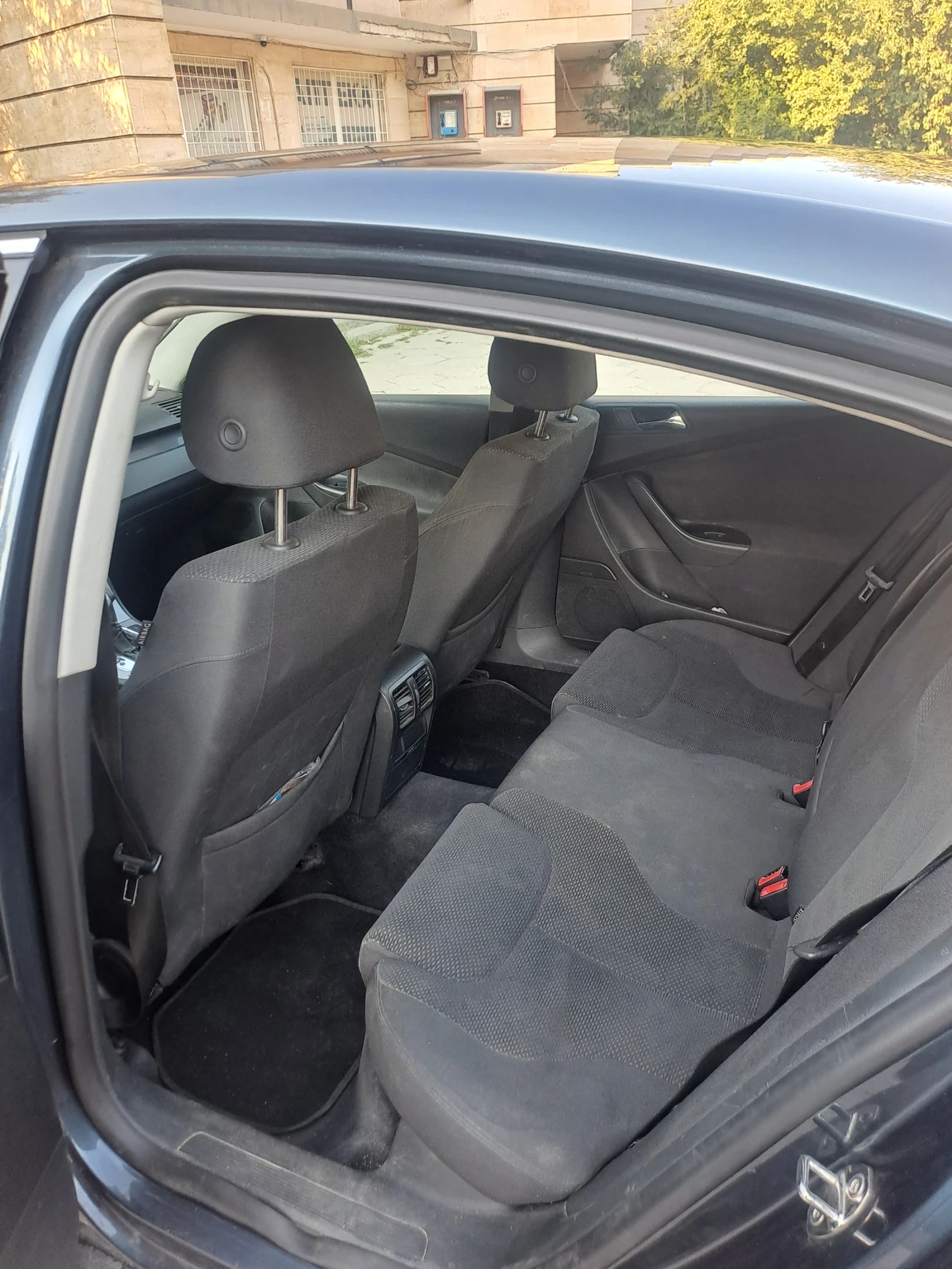 VW Passat, снимка 8 - Автомобили и джипове - 55546104
