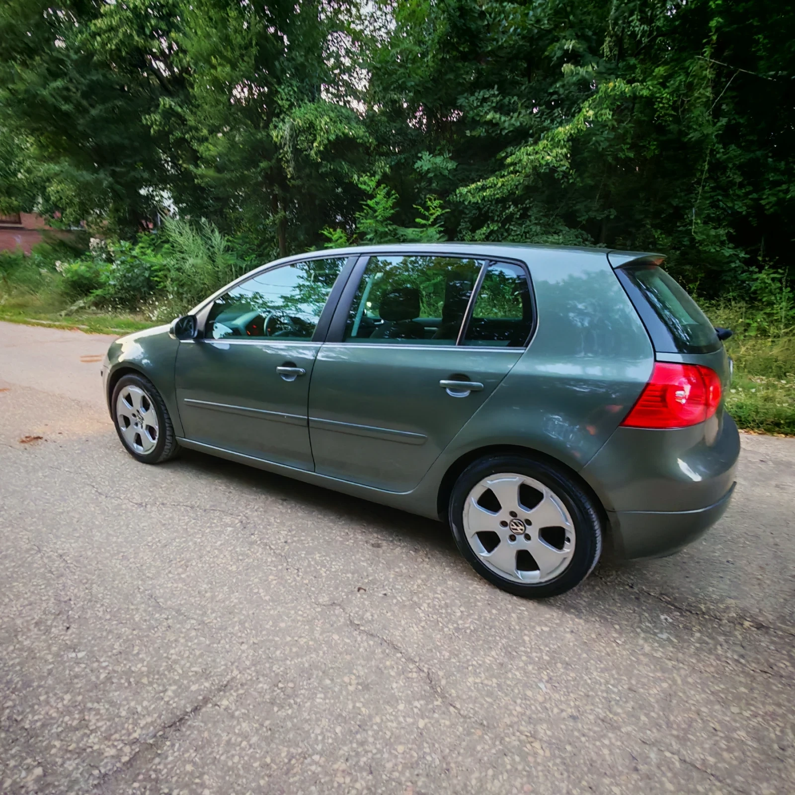 VW Golf 2.0Tdi , снимка 8 - Автомобили и джипове - 55594032