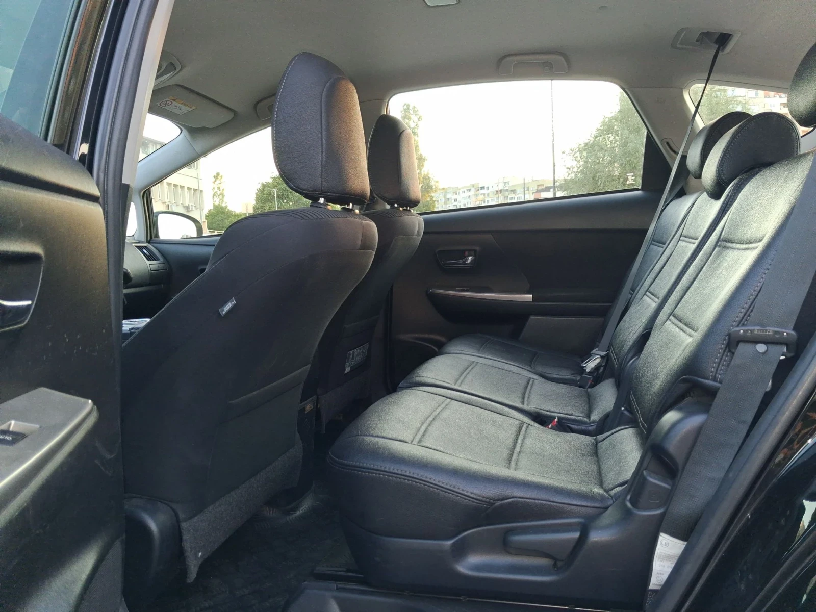 Toyota Prius Prius Plus, снимка 7 - Автомобили и джипове - 55646102