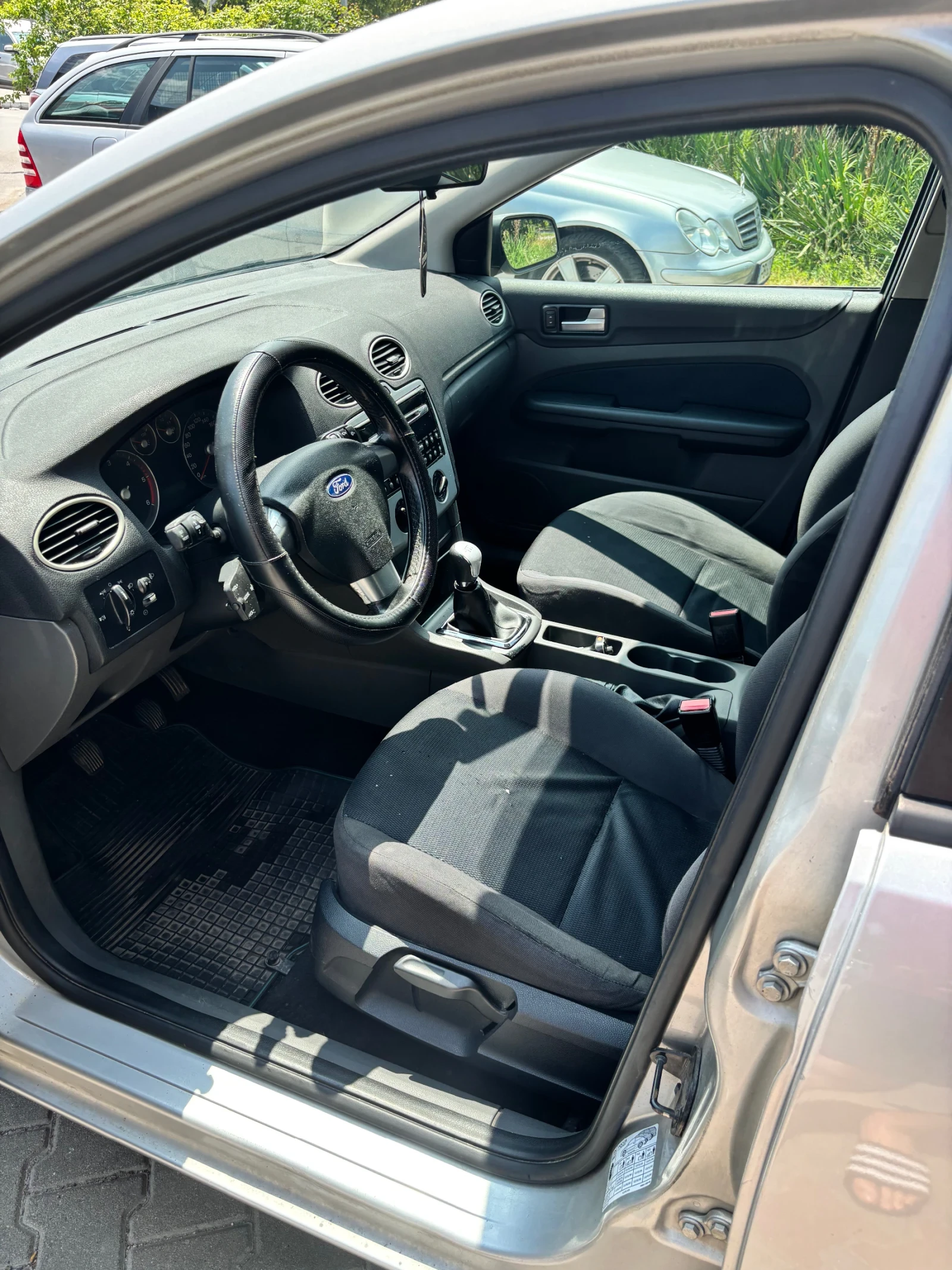 Ford Focus 1.6 , снимка 8 - Автомобили и джипове - 56514702