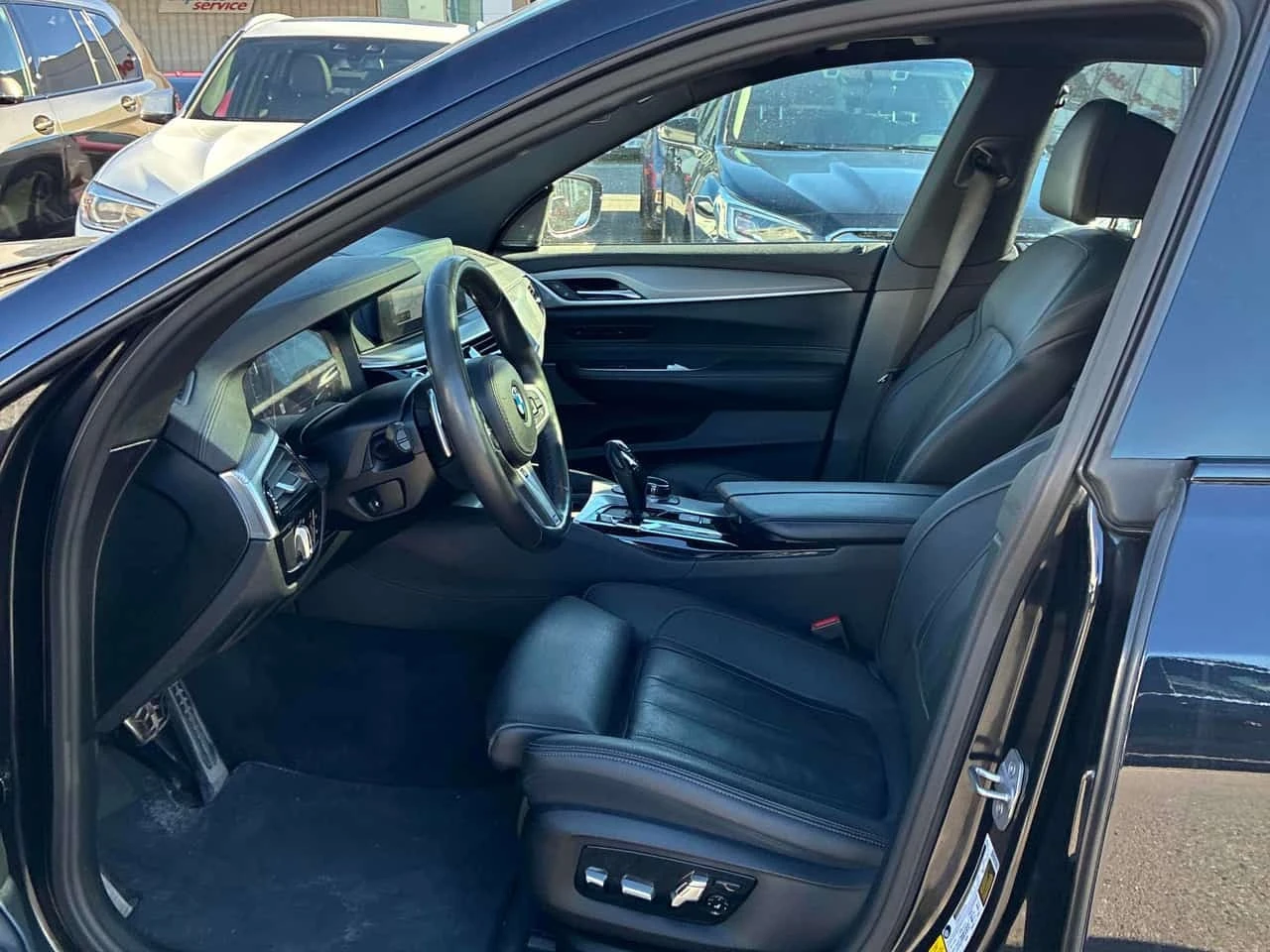 BMW 640 * 640i xDrive * CARFAX *  | Mobile.bg � ����������� 12
