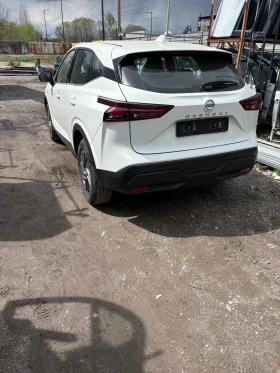 Nissan Qashqai 1.3i Mild Hybrid На части, снимка 3
