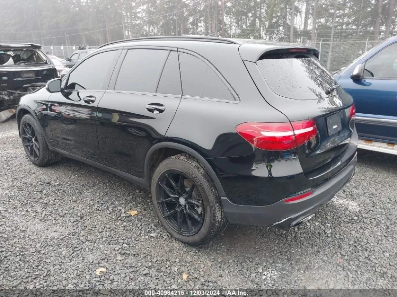 Mercedes-Benz GLC 300, снимка 3 - Автомобили и джипове - 48725992