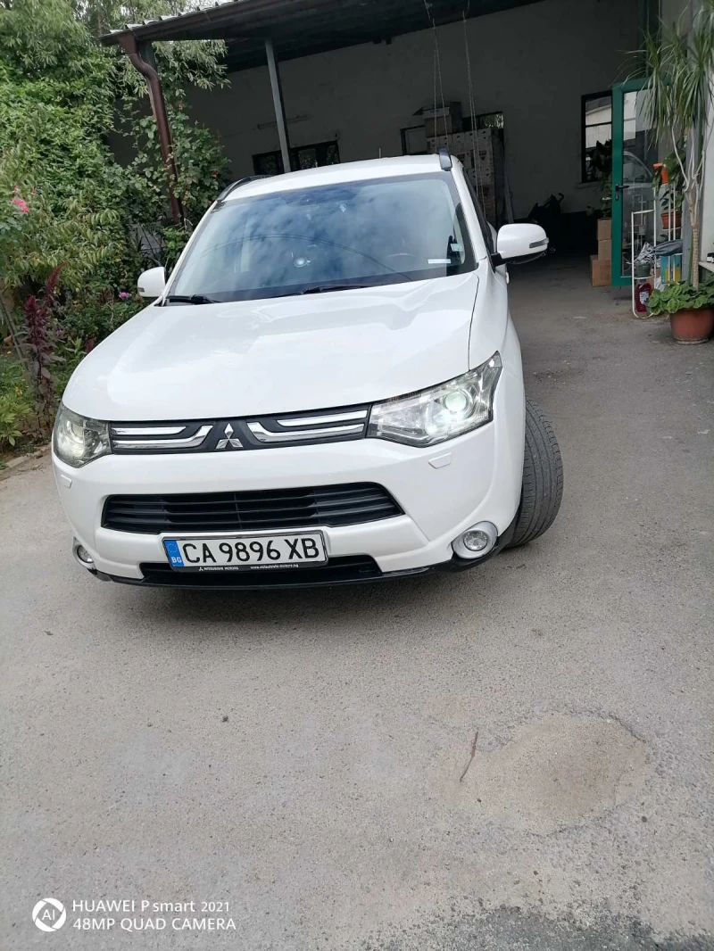 Mitsubishi Outlander, снимка 2 - Автомобили и джипове - 51961037