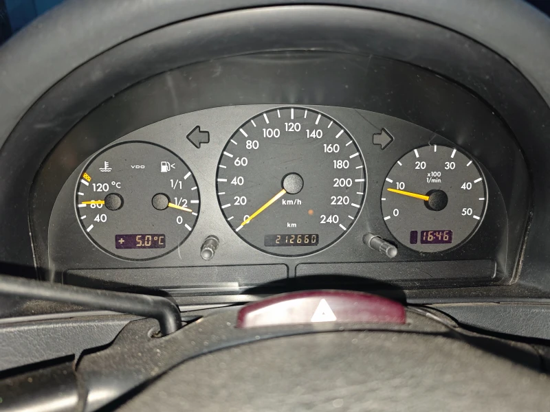 Mercedes-Benz ML 270 CDI РЪЧКА фейс!, снимка 15 - Автомобили и джипове - 53024723