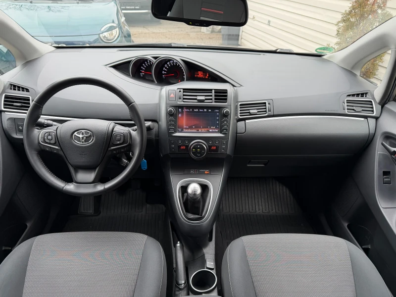 Toyota Verso 1.8I* СЕРВИЗНА КНИЖКА* ПЪЛНА  ИСТОРИЯ В ТОЙОТА, снимка 10 - Автомобили и джипове - 53464216